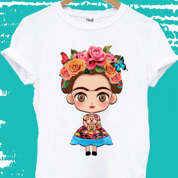 Camiseta Blanca Frida Kahlo muñeca