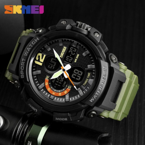 Reloj deportivo de moda  SKMEI 1343 analogico digital impermeable 50m, cronometro, luz de fondo 