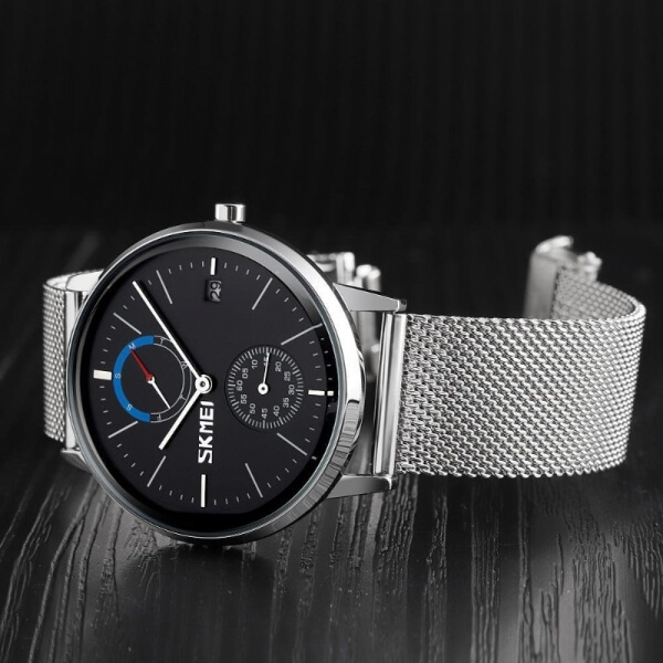 Reloj de acero inoxidable elegante diseño Movimiento de cuarzo resistente al agua cronógrafo