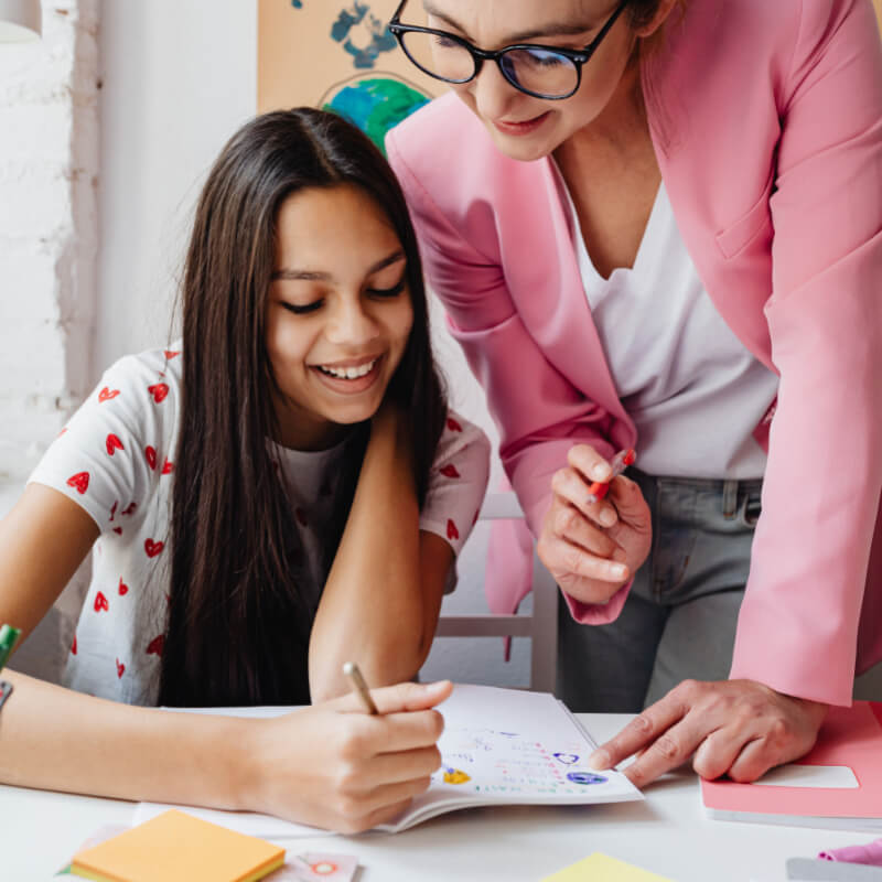 Clases Personalizadas de Nivelación Académica para Preescolar, Primaria y Secundaria