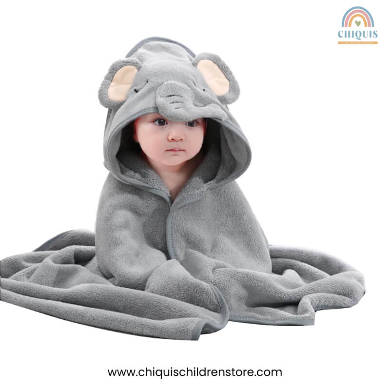 Toalla de Bebé Elefante Gris con Capucha - Absorbente, Microfibra Lavable, Secado Rápido | Chiquis Children Store