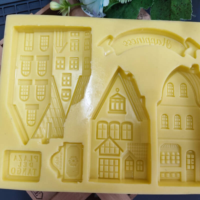 Molde de silicona diseño FACHADAS DE 4 CASAS , para uso en Velas, jabones, resina, yeso.