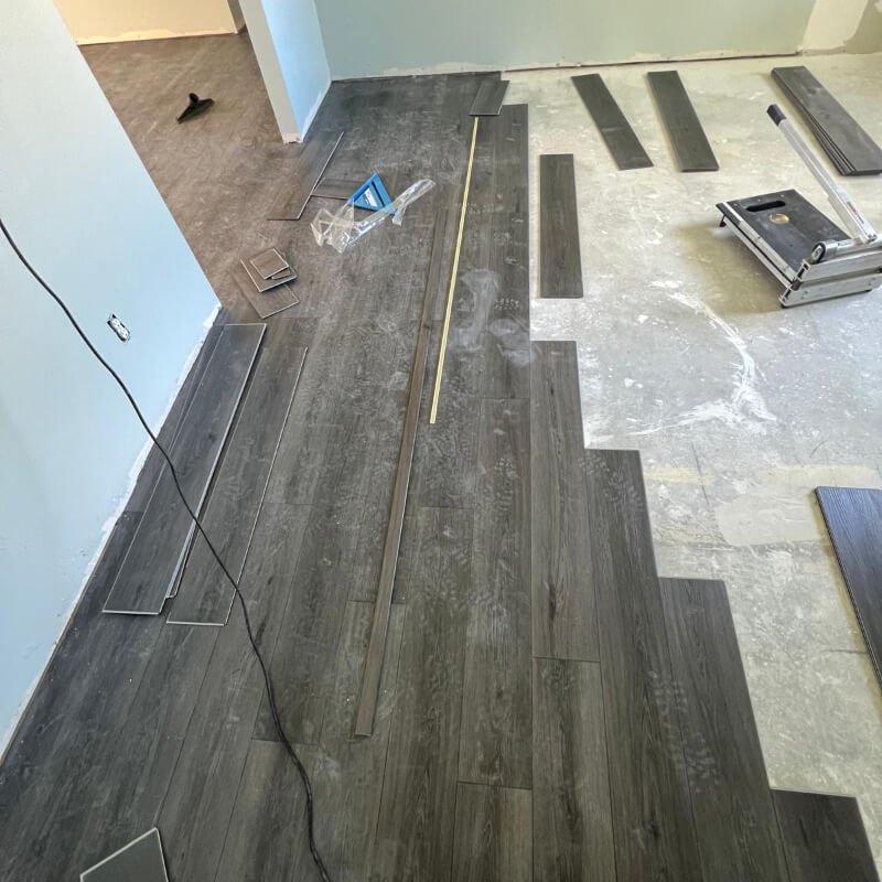 PROFESSIONAL HARDWOOD FLOOR INSTALLATION