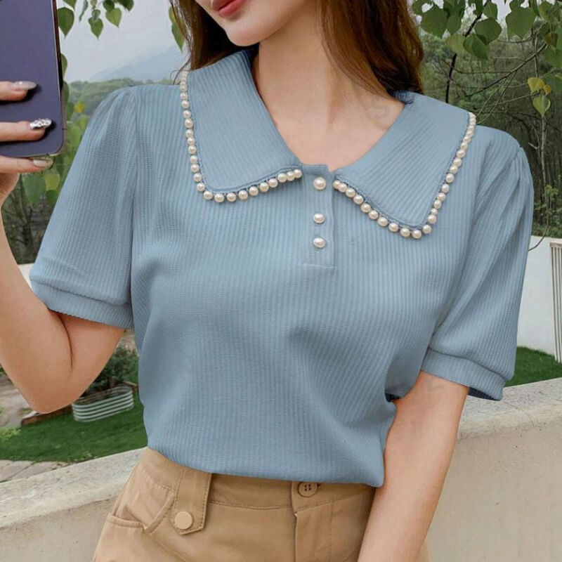 Blusa casual de mujer de unicolor con cuello polo y manga corta con adorno de perlas