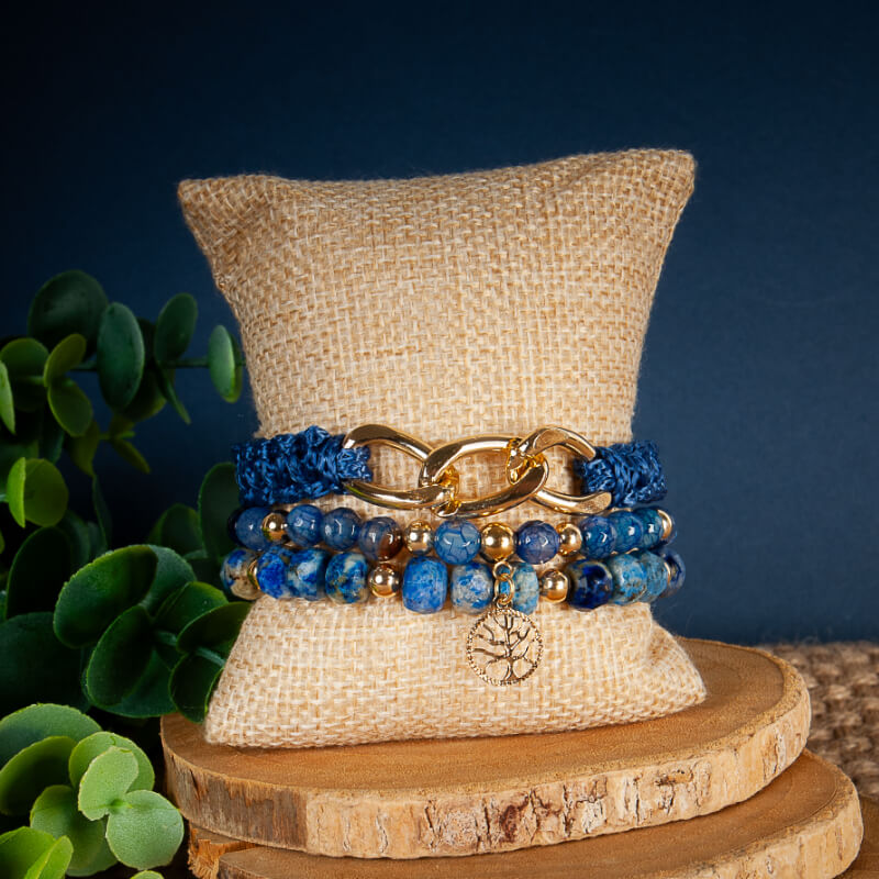 Pulsera Triple Piedra Cuadrada Lapis lazuli Agata Azul Tejido con cadena dorada