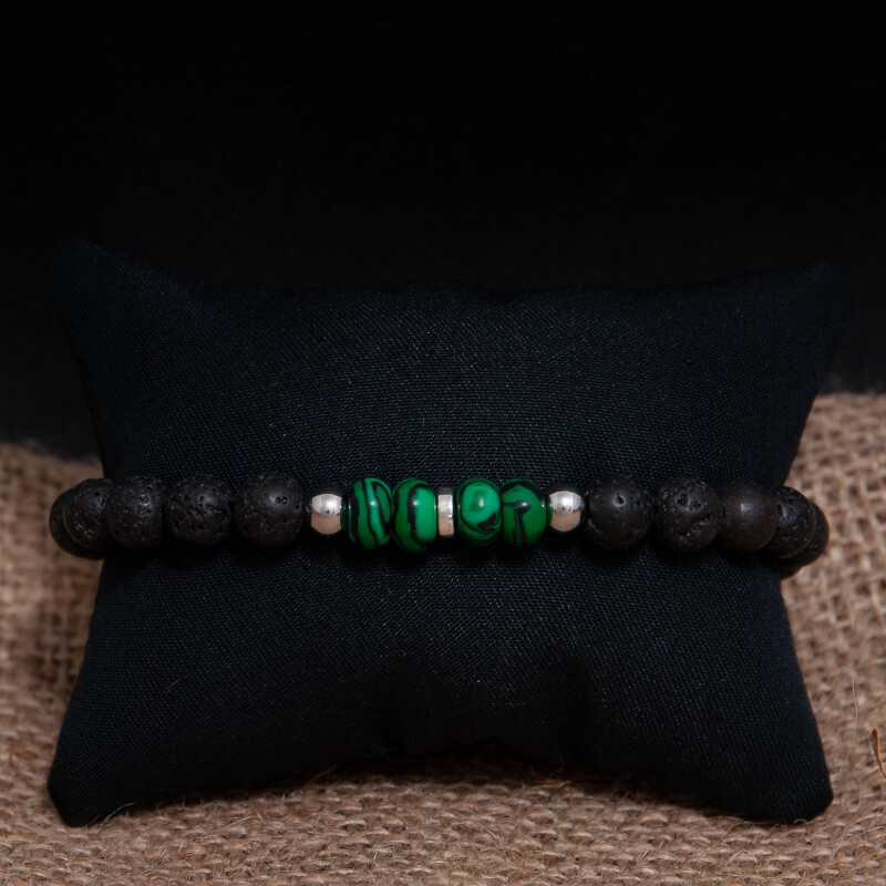 Pulsera Piedra Volcánica Negra con piedra verde