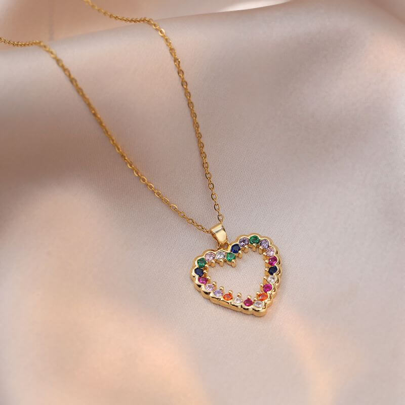 COLLAR CORAZON COLORES