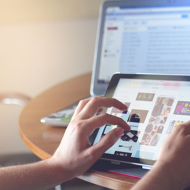 Diseño y desarrollo de catálogos y formularios digitales