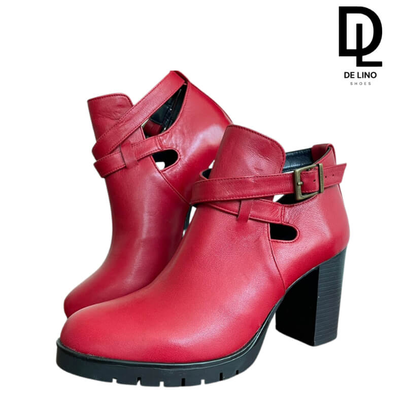 Botín Sintético para Mujer NILO – Tacón de 9 cm, Calado Decorativo y Correa Ajustable | Elegancia Casual y Formal | Calzado de Lino