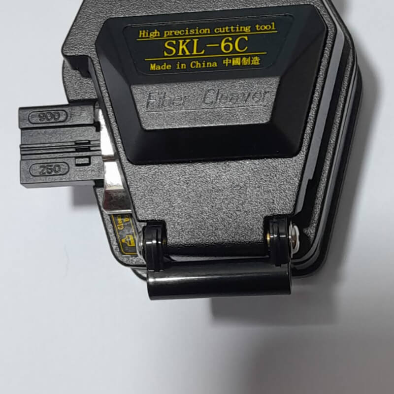 Cortadora de Fibra Óptica SKL-6C