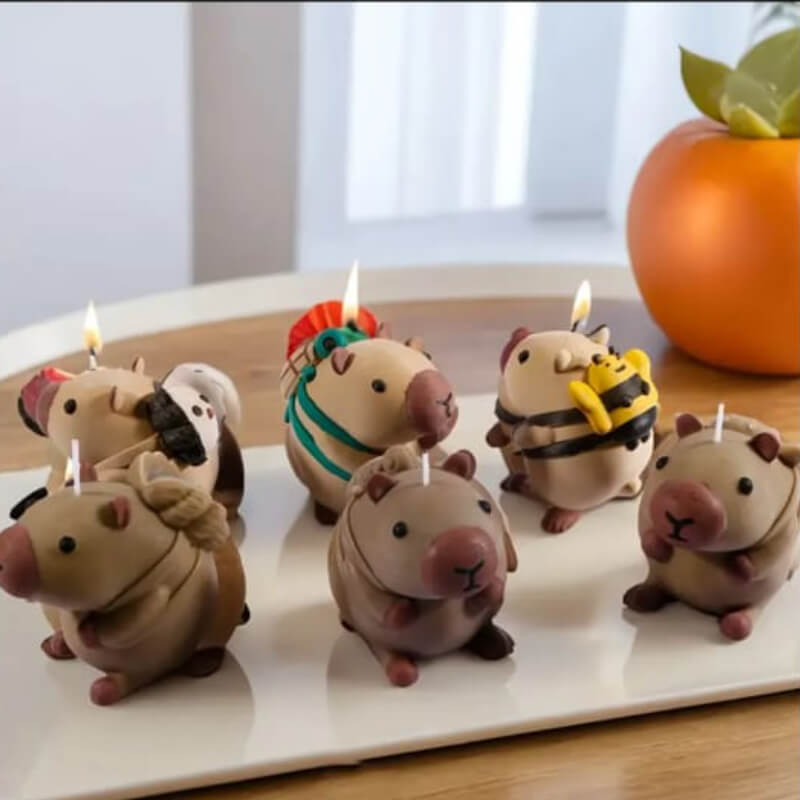 Molde de silicona con diseño de Capibara con abeja para uso en Velas, chocolate, jabones, porcelana fría. (cada molde)