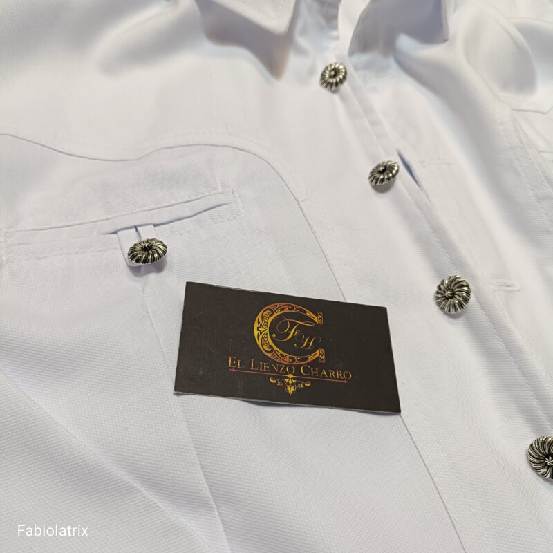 Camisa Charra Lisa con Botones de Alpaca | Hecha a la Medida con Estilo Refinado