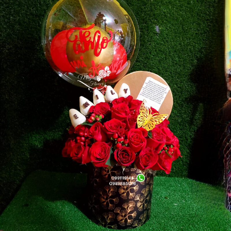 Box de Rosas y Fresas Grandes
