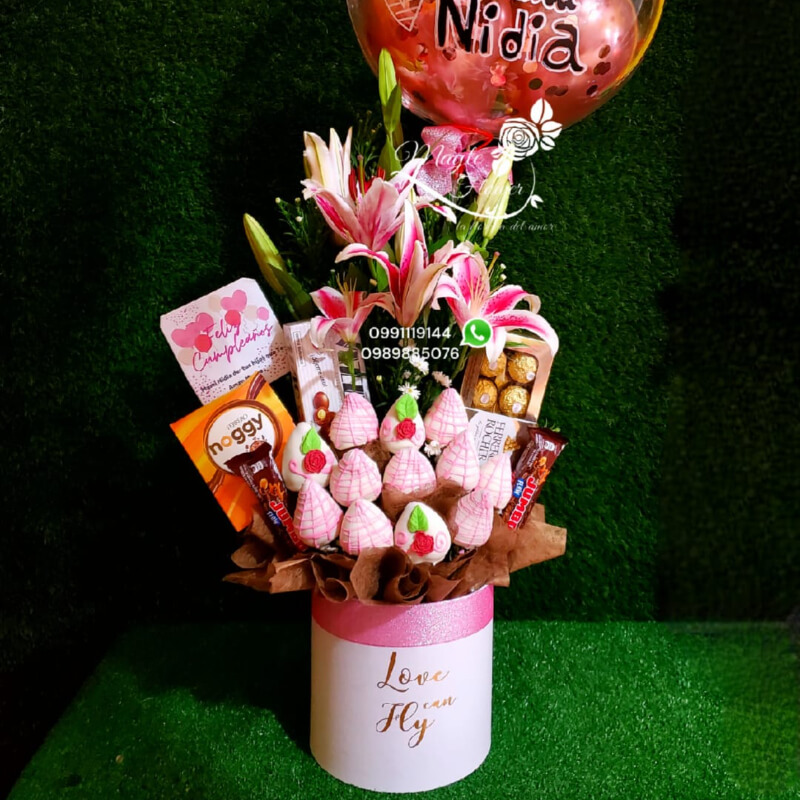 Box con Fresas y Chocolates Rocher
