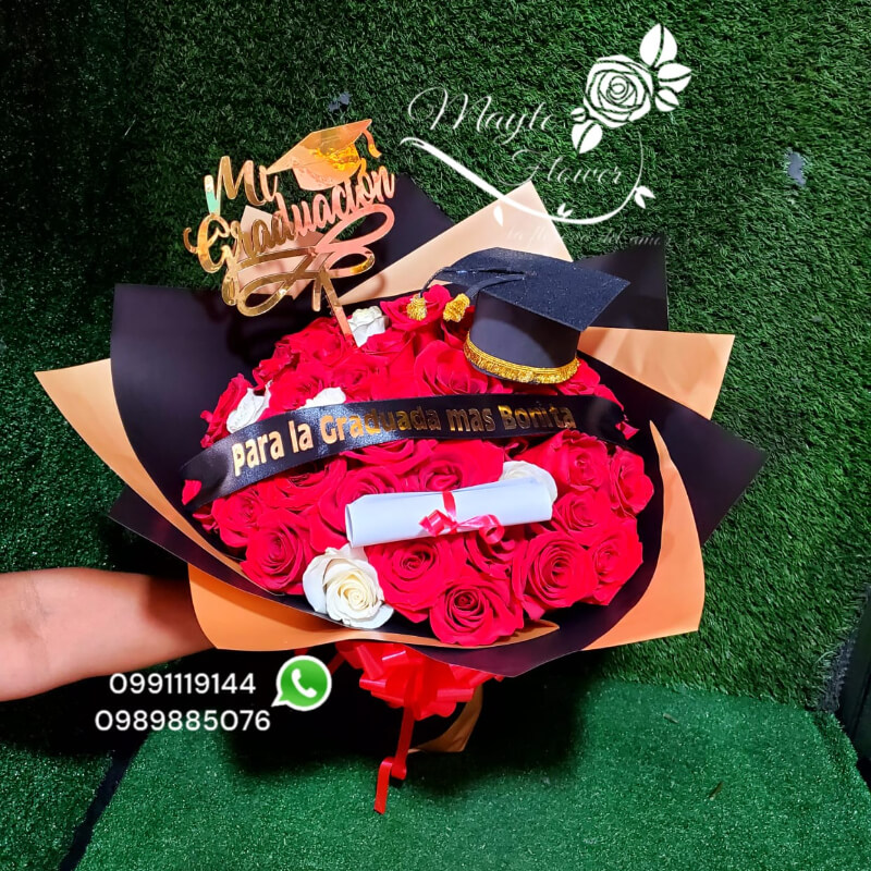 Buchon de Rosas Para Graduada