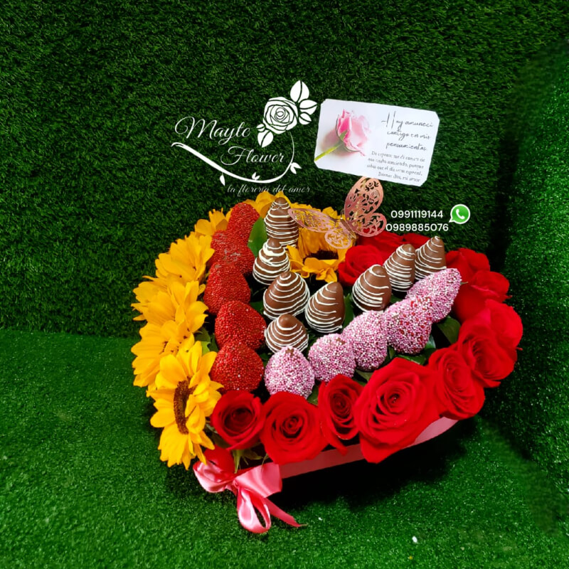 Corazon Grande con Fresas, Rosas y Girasoles