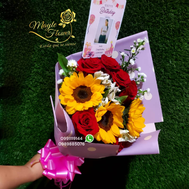 Buchon Pequeño con Rosas y Girasoles