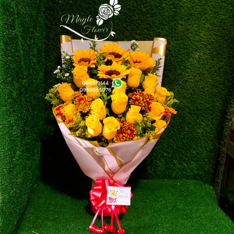 Buchon con Rosas y Girasoles Grande