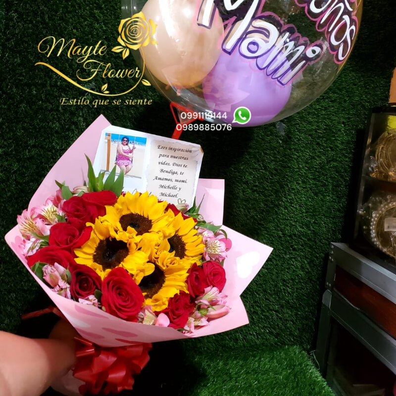 Buchon Mediano con Rosas y Girasoles