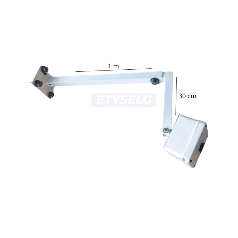 Brazo portacaja ajustable para CCTV con caja hermética 10×10