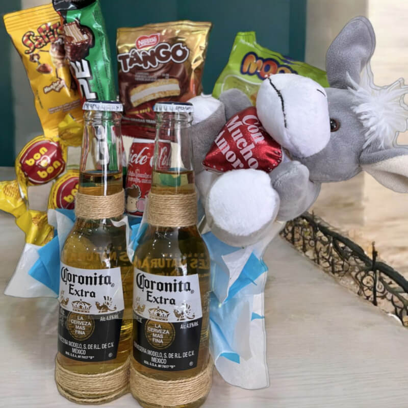 Coronita con Cariño: Peluche, Cervezas y Snacks en Ibarra