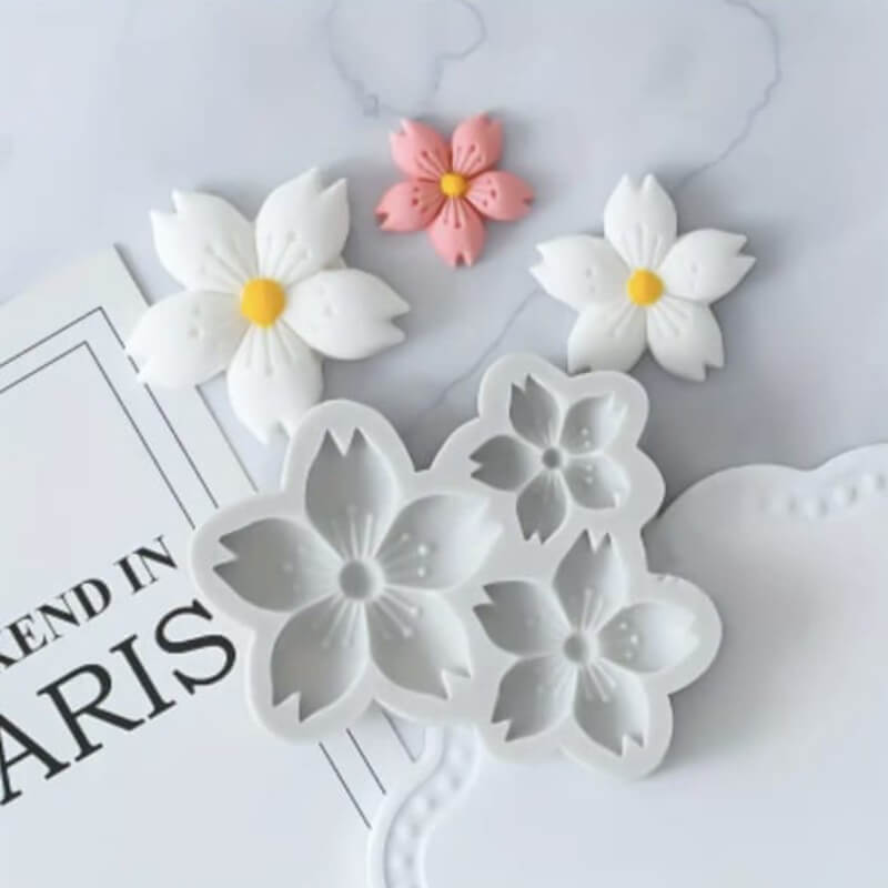 Molde de silicona con diseño de Flor sakura 3 flores para uso en Velas, Jabones, resina, chocolate o yeso.