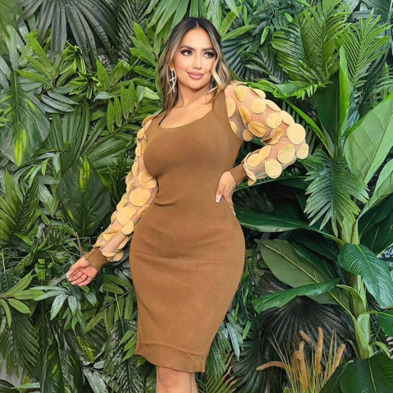 VESTIDO CORTO MANGAS DE RANDA