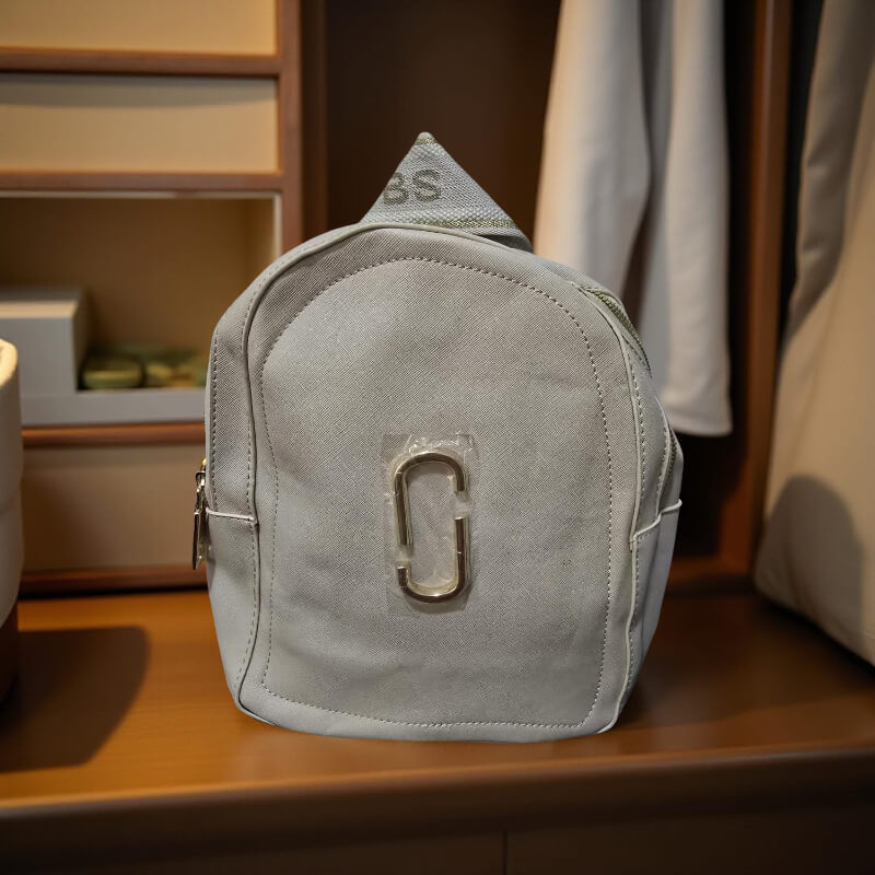 MOCHILA PEQUEÑA MARC JACOBS