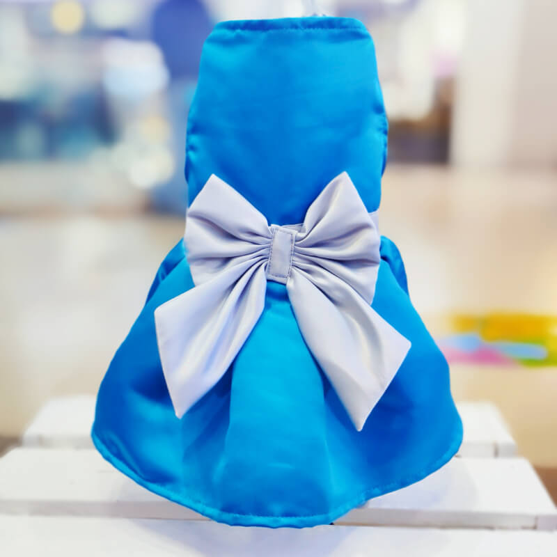 VESTIDO PODESUA TURQUESA CON LAZO PLATEADO PARA PERRITAS Y GATITAS TALLA XXS