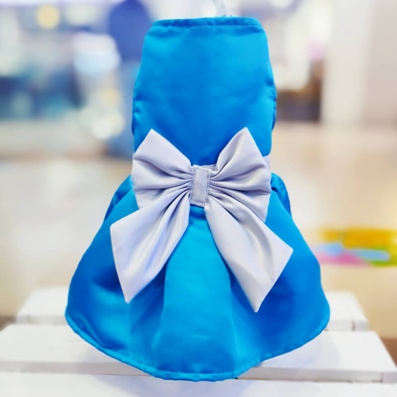 VESTIDO PODESUA TURQUESA CON LAZO PLATEADO PARA PERRITAS Y GATITAS TALLA XS