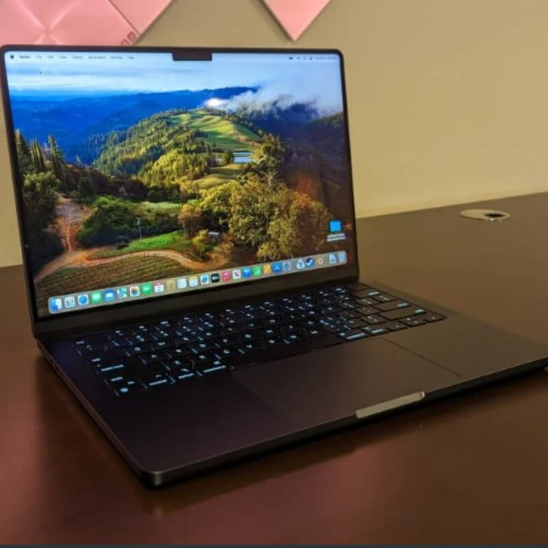 MACBOOK PRO MXE03LL/A