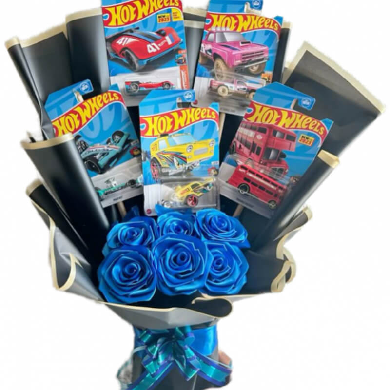 Ramo Pista de Ensueño: Rosas Eternas y Colección Hot Wheels en Ibarra