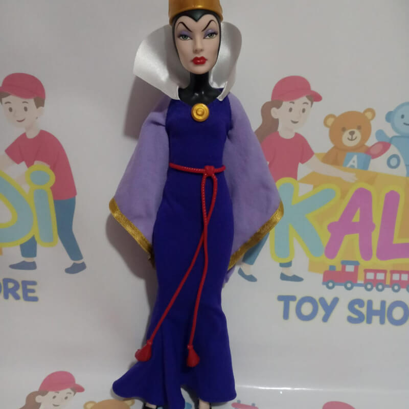 VILLANA LA REINA MALVADA (NUEVA SIN CAJA)