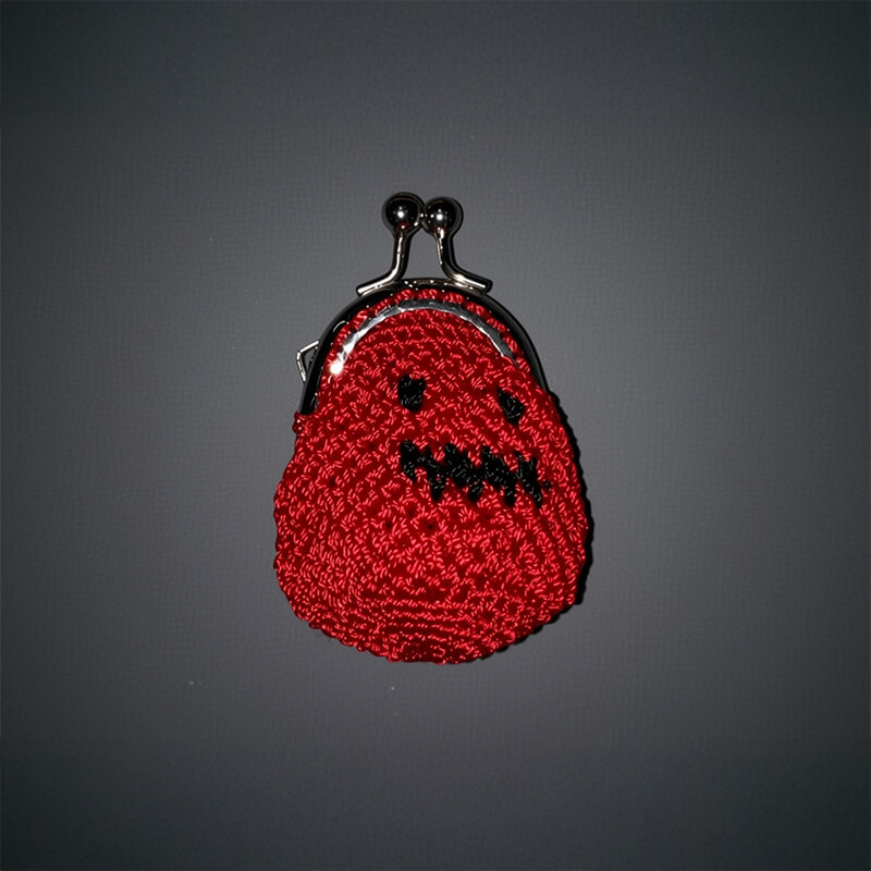 Monedero Multicolor Artesanal con Broche de Asta