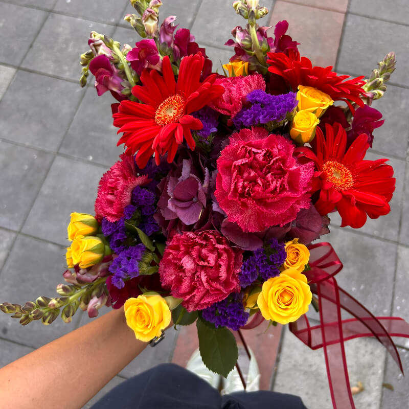 Marcela Bouquet: Hortensias, Gerberas, Rosas y Mini Rosa| Envío a Domicilio Guayaquil - Samborondon - Daule
