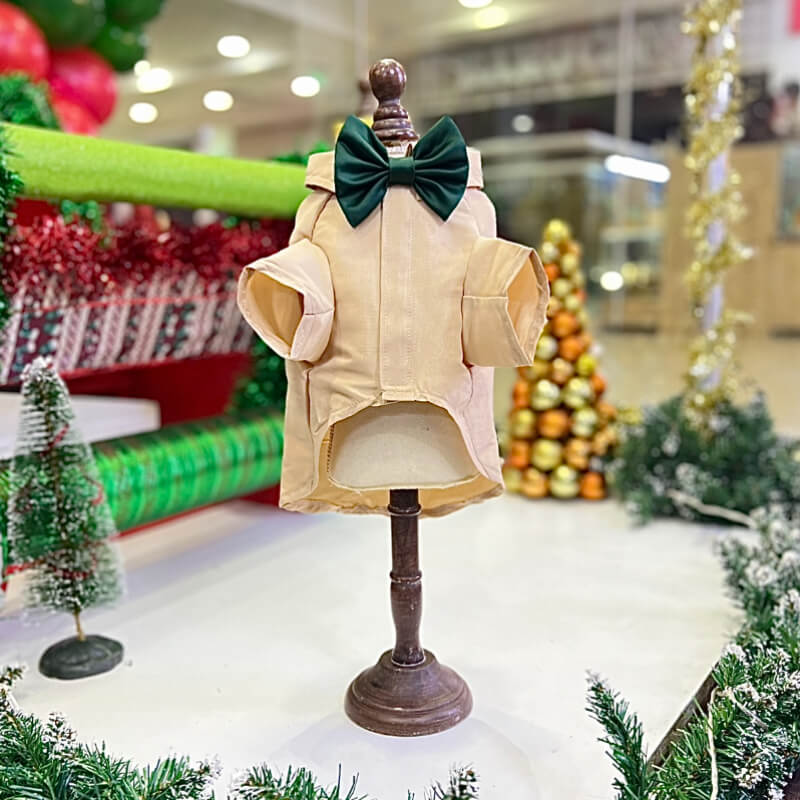 CAMISA BEIGE CON CORBATIN VERDE ESMERALDA PARA PERRITOS Y GATITOS TALLA XS/S
