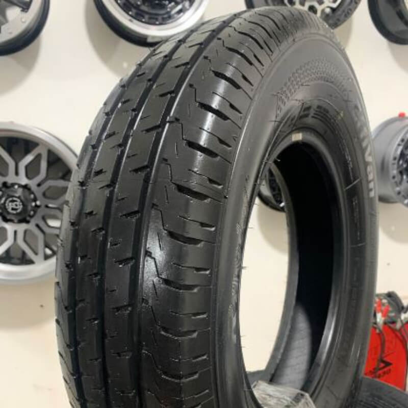 LLANTA RAPID 195R15C 8 PR EFFIVAN 106/104Q