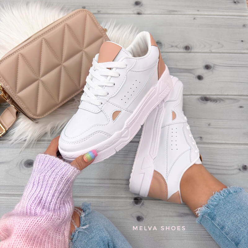 Sneakers Blancos y Camel de Suela Baja : Estilo Urbano, Comodidad y Tendencia