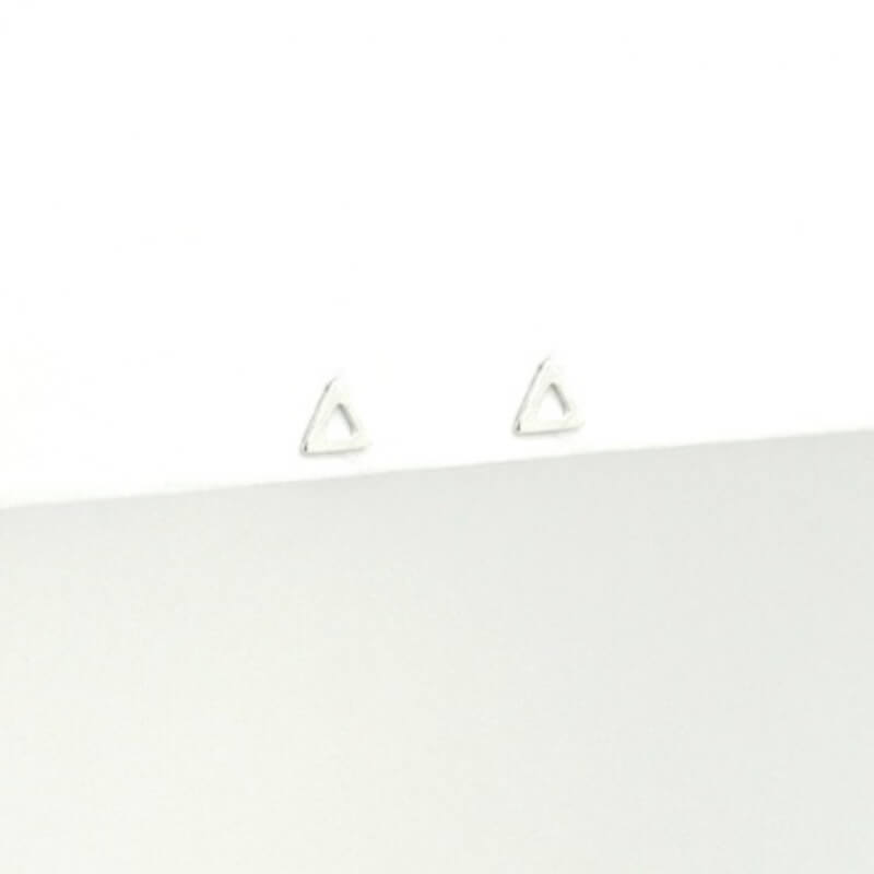 TRIANGULO HUECO