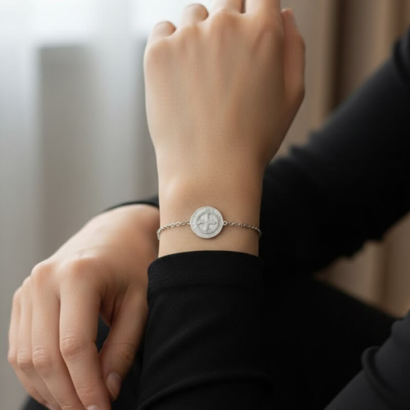 Medalla y Pulsera de San Benito Abad - Protección y Fe Católica